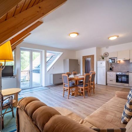 Apartment Riviera 510-22 Lipno Home 伏尔塔瓦河畔利普诺 外观 照片